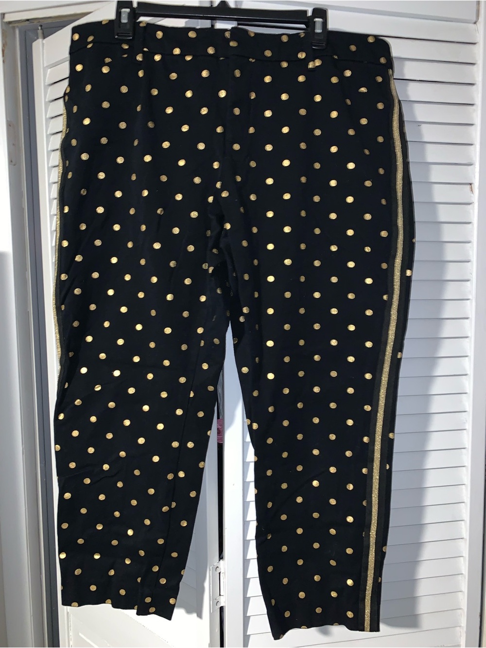 Old Navy Plus Size Women’s Gold Polka Dot Pixie Pants